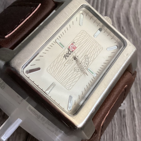 Red brand Men’s Watch - Picture 6 of 6